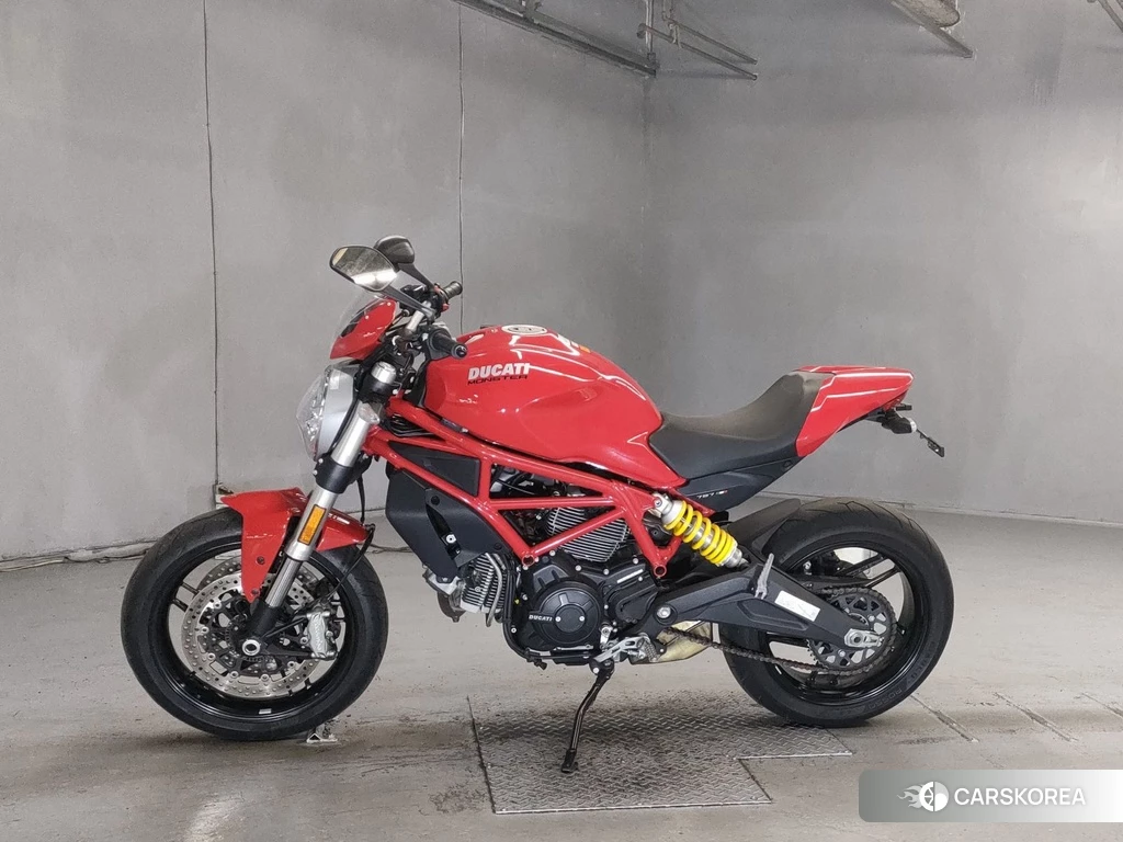 Проданный Ducati MONSTER 797 2018 из Японии, фото 2
