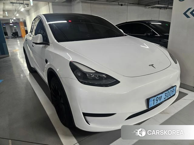 Tesla Model Y 2023 Белый из Кореи, фото 4