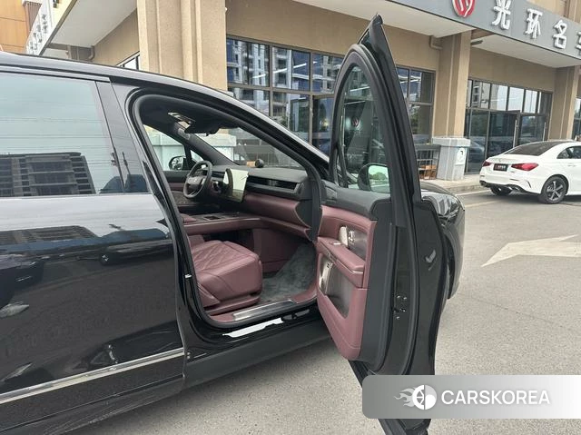 Weilai ES8 2026 Черный из Китая, фото 6