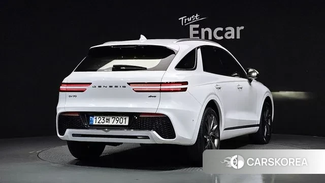 Genesis GV70 id 3518805 из Кореи 12