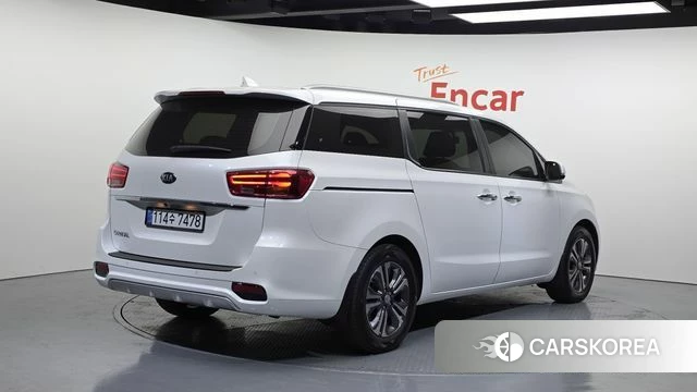 Kia The New Carnival id 3860998 из Кореи 12