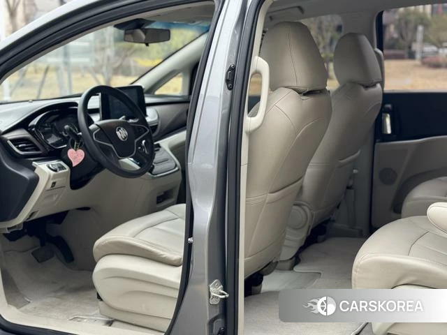 Buick GL8 2020 Темно-серый из Китая, фото 5