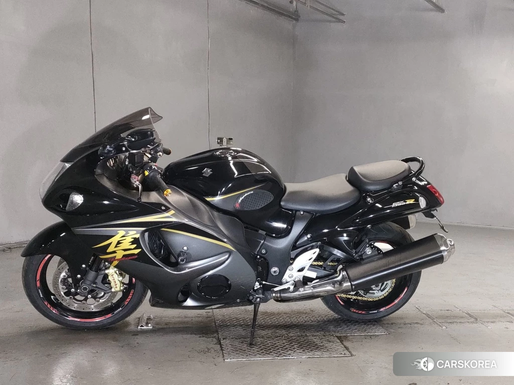 Проданный Suzuki GSX1300R HAYABUSA 2015 из Японии