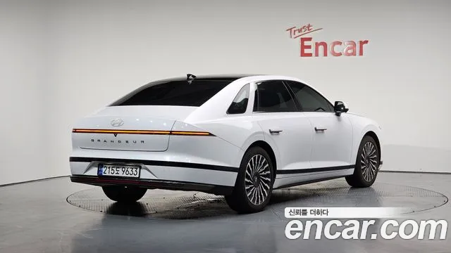 Hyundai Grandeur Hybrid (GN7) id 2736222 из Кореи 12