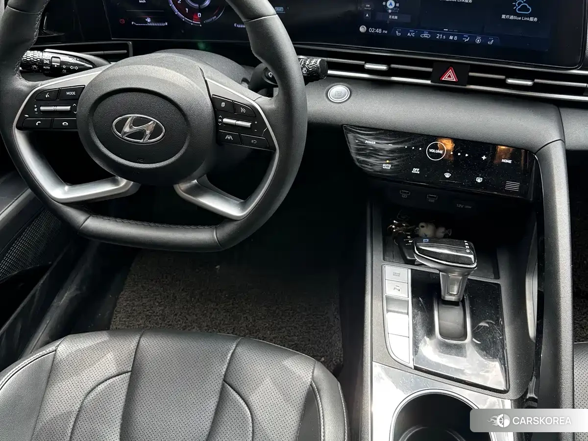 Hyundai Elantra 2022 Белый из Китая, фото 2