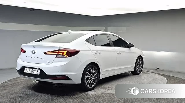 Hyundai The New Avante AD id 3417947 из Кореи 12