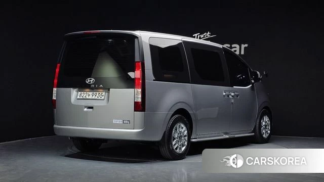 Hyundai Staria id 3896651 из Кореи 12