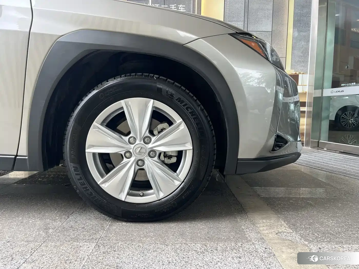 Lexus UX 2022 Silver/gray из Китая, фото 2
