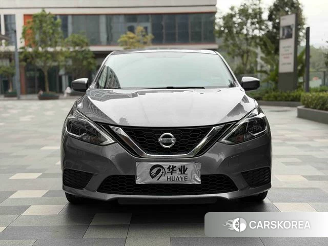 Nissan Xuan Yi 2022 Темно-серый из Китая, фото 2