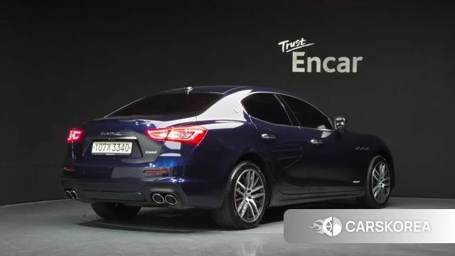 Maserati Ghibli id 4750983 из Кореи 12