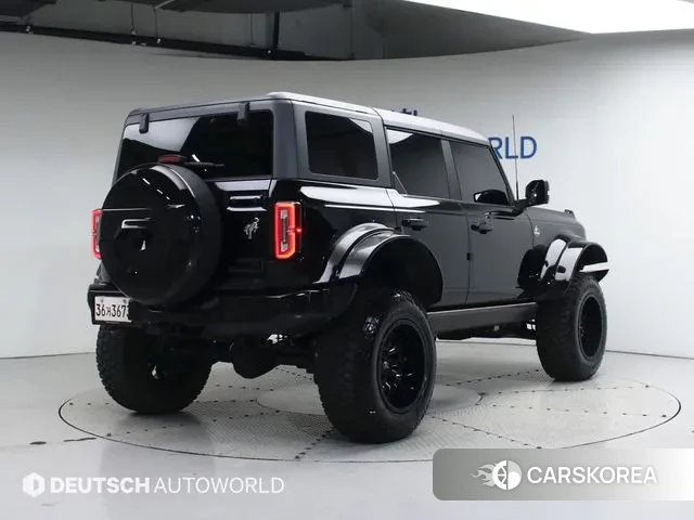 Ford Bronco 6th Generation 2022 Черный из Кореи, фото 2