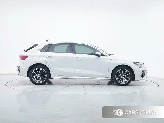 Audi A3 id 4307432 из Китая 12