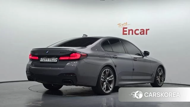 BMW 5 Series (G30) id 4793724 из Кореи 12