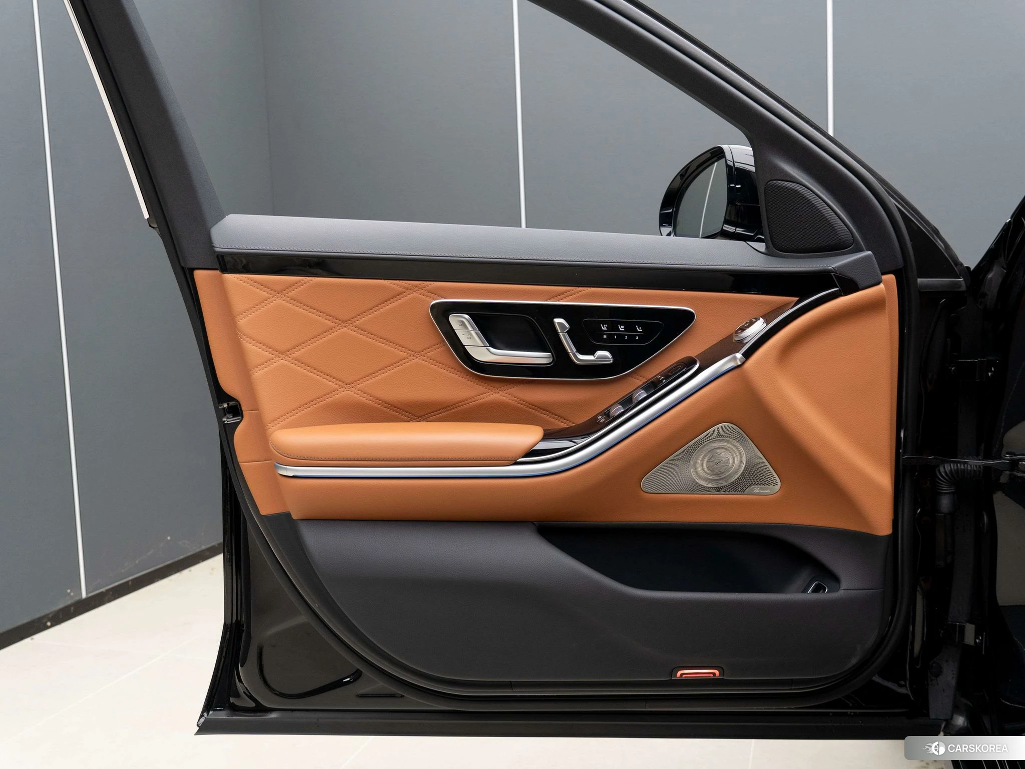 Mercedes-Benz Maybach S-class id 4512455 из Китая 8