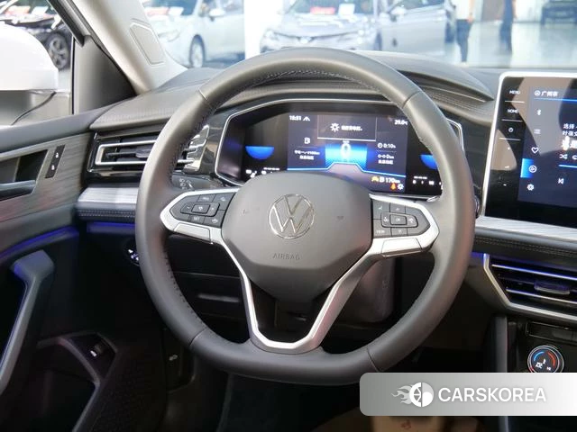 Volkswagen Sagitar id 4221348 из Китая 11