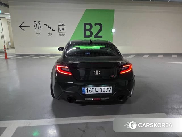 Toyota GR86 2025 Темно-зеленый из Кореи, фото 2