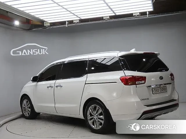 Kia All New Carnival id 3647352 из Кореи 12