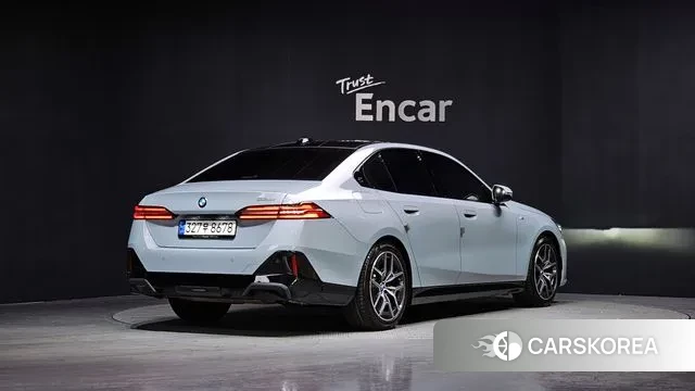 BMW 5 Series (G60) id 3614549 из Кореи 12