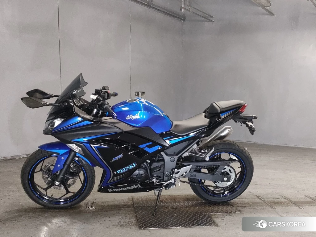 Проданный Kawasaki NINJA 250 2015 из Японии, фото 2