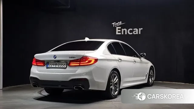 BMW 5 Series (G30) id 3345340 из Кореи 12