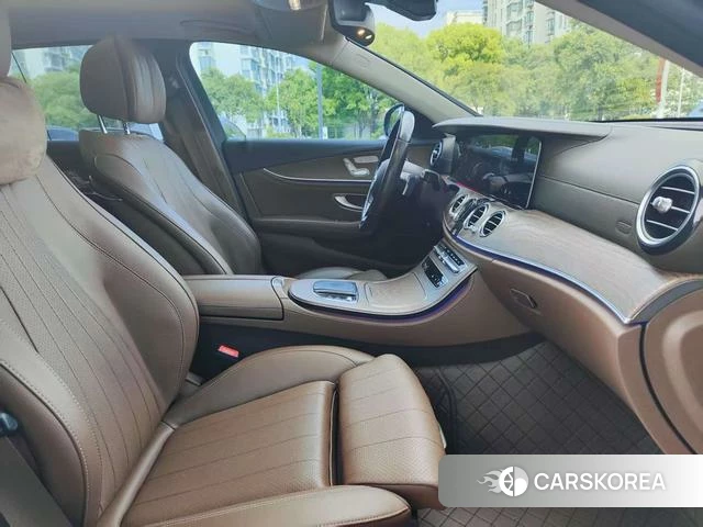 Mercedes-Benz E-class id 4298260 из Китая 12