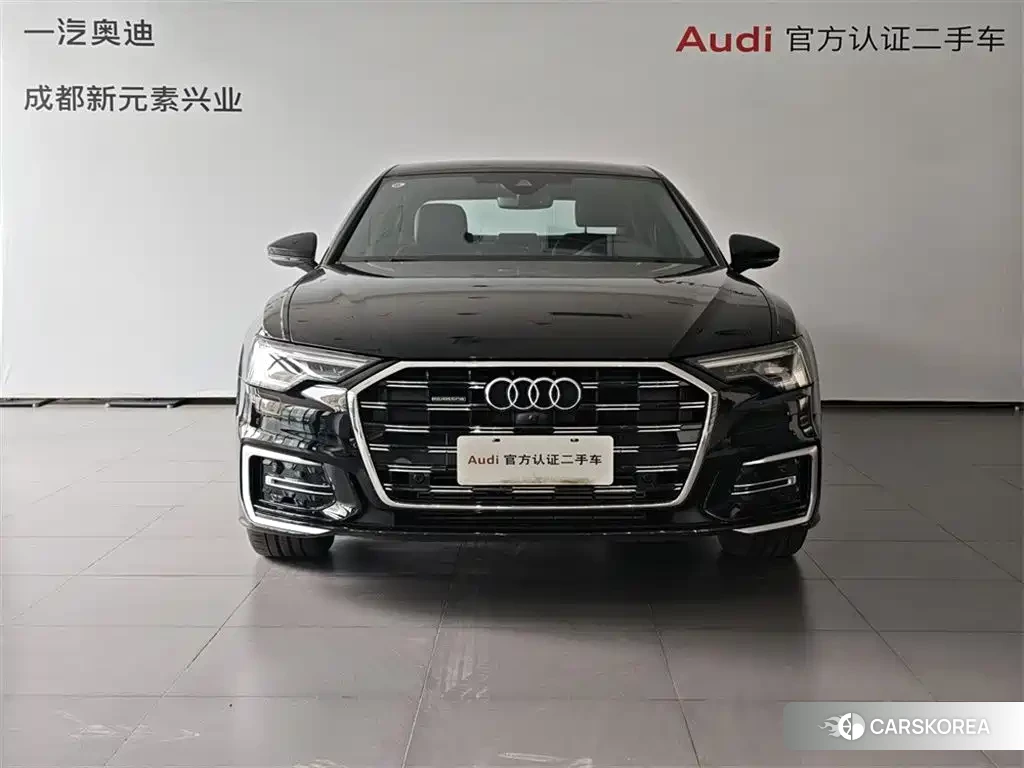 Audi A6L id 4538829 из Китая 8