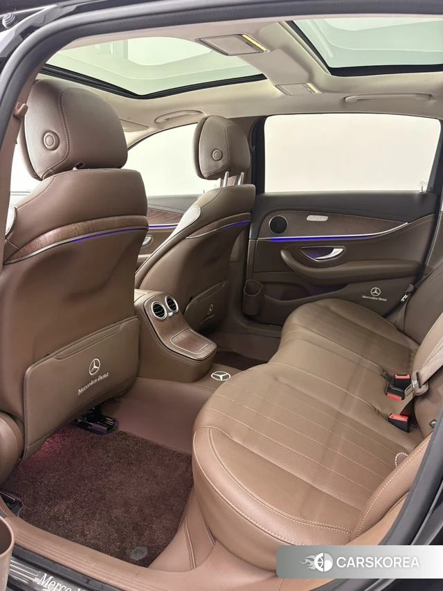 Mercedes-Benz E-class id 4206965 из Китая 11