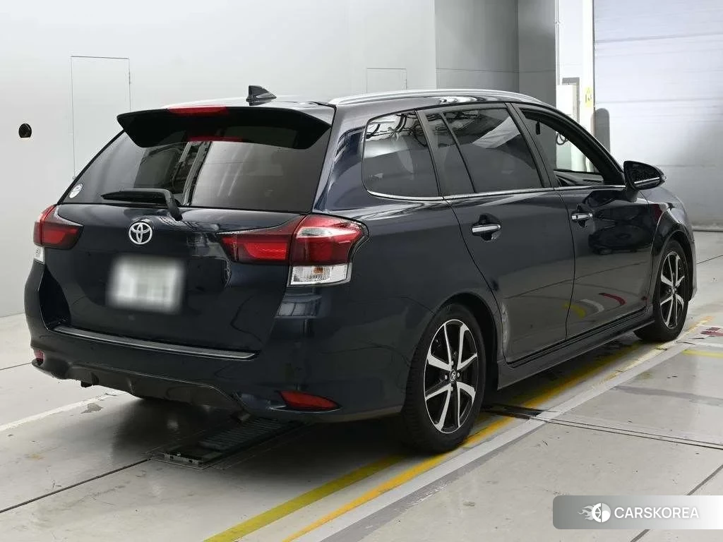 Toyota Corolla Fielder 2019 из Японии, фото 2