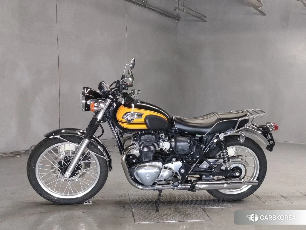 Проданный Kawasaki W800 2017 из Японии, фото 2