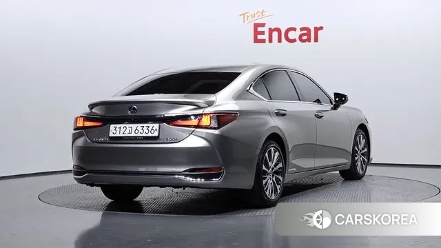 Lexus ES300h 7th generation id 3682117 из Кореи 12