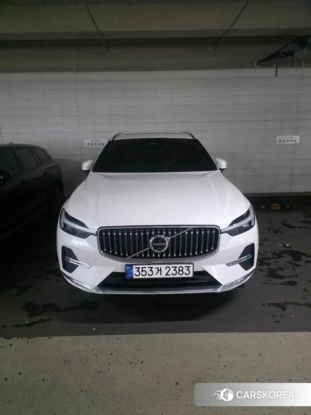 Volvo XC60 second Generation 2024 Белый из Кореи, фото 2