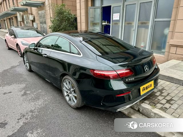 Mercedes-Benz E-class (imported) 2021 Другой из Китая, фото 2