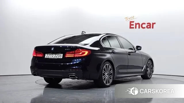 BMW 5 Series (G30) id 3444361 из Кореи 12