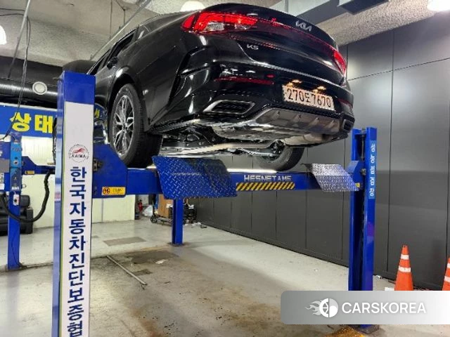 Kia K5 3rd generation 2023 Черный из Кореи, фото 2