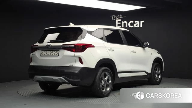Kia Seltos id 4651515 из Кореи 12