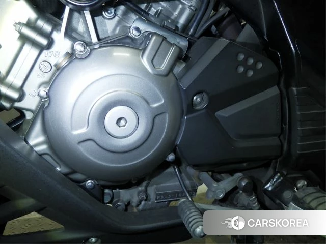 Engine photo
