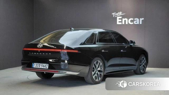 Hyundai Grandeur (GN7) id 4360312 из Кореи 12