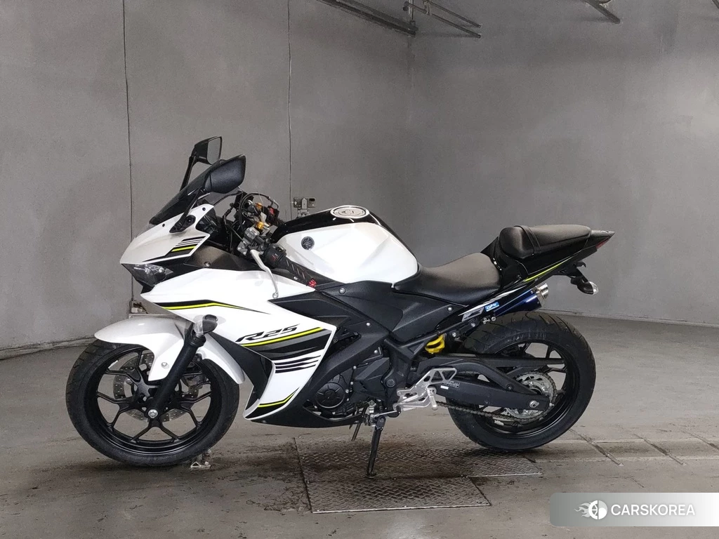 Проданный Yamaha YZF-R25 2016 из Японии, фото 2