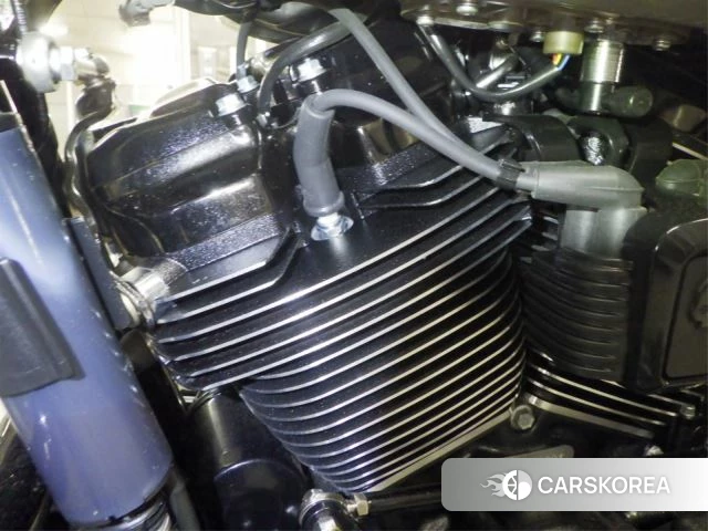 Engine photo