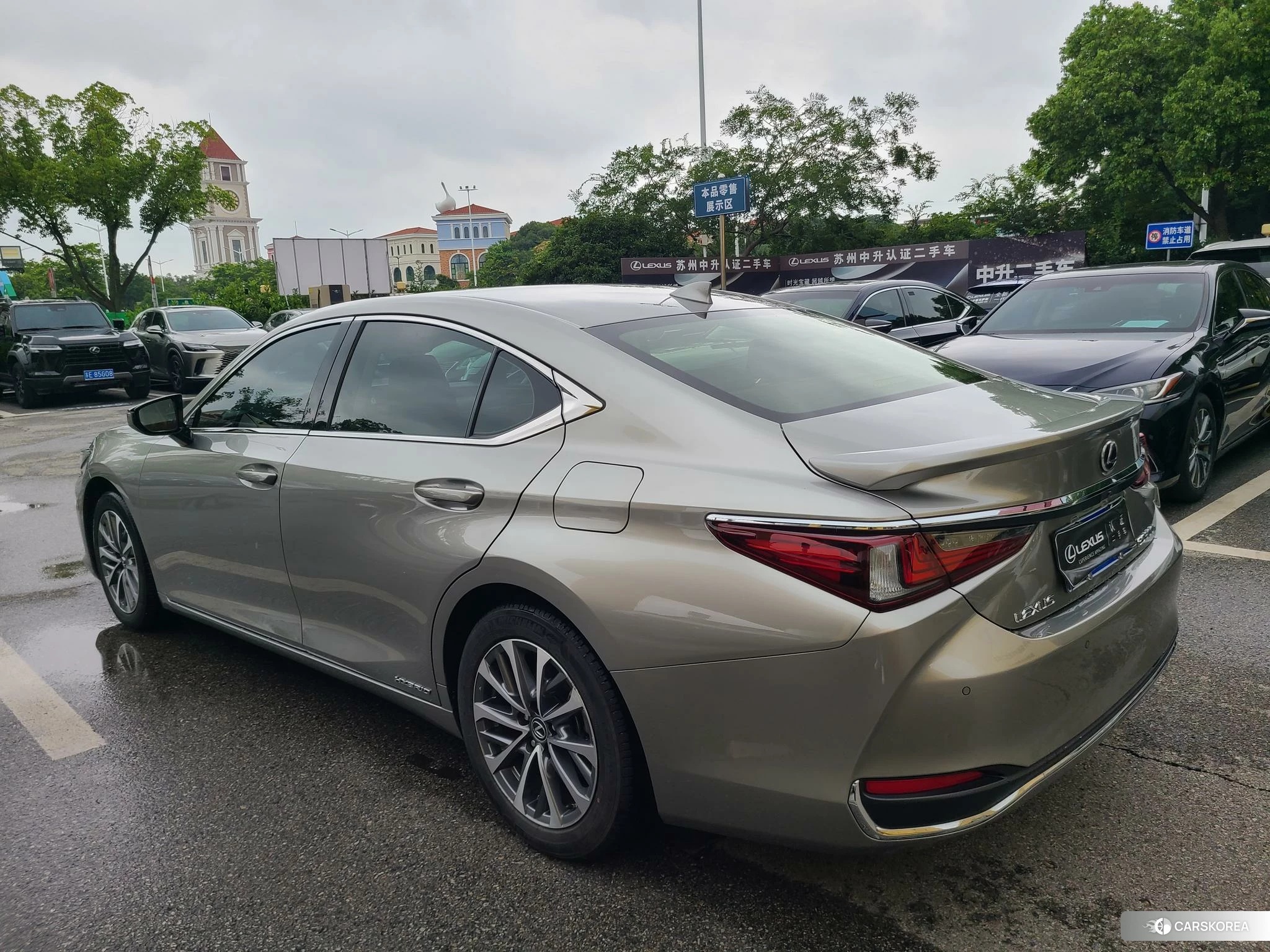 Lexus ES 2021 Серебристо-серый из Китая, фото 5
