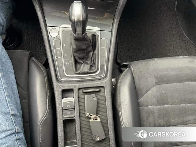 Volkswagen Golf id 4212634 из Китая 10