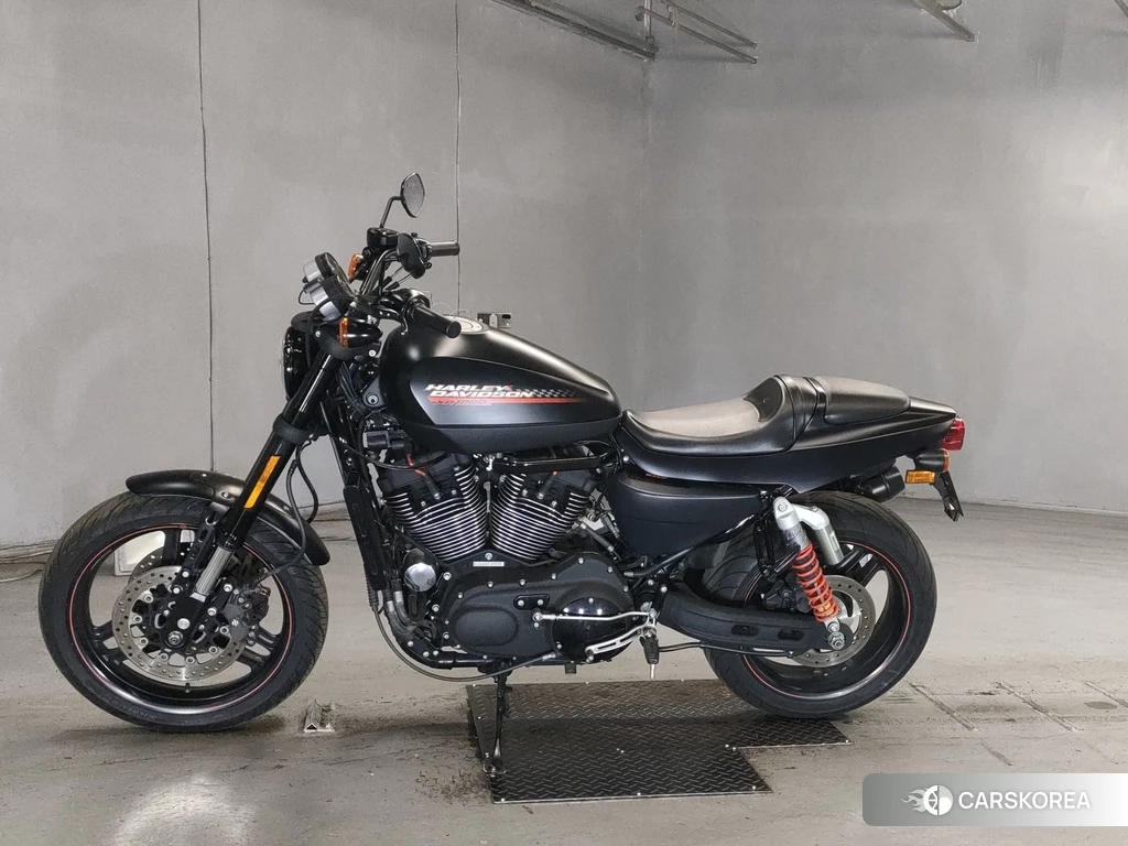 Проданный Harley-Davidson XR1200X 2010 из Японии