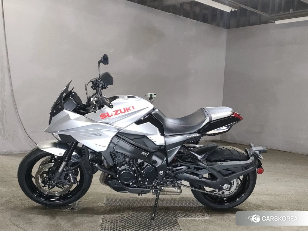 Проданный Suzuki GSX-S1000S Katana 2019 из Японии, фото 2