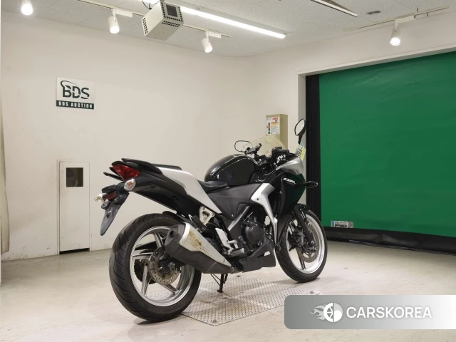 Проданный Honda CBR250R ABS 2011 из Японии, фото 2