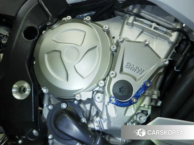 Engine photo