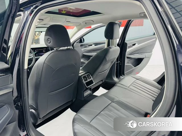Volkswagen Passat 2022 Черный из Китая, фото 5