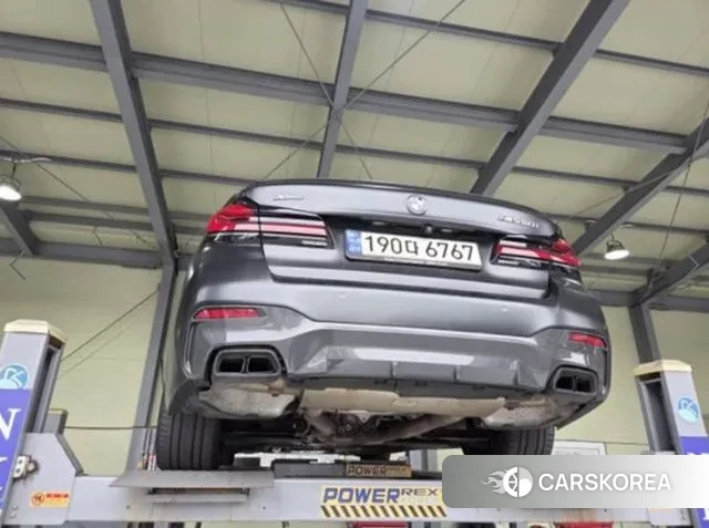 BMW 5 Series (G30) 2021 Черный из Кореи, фото 2