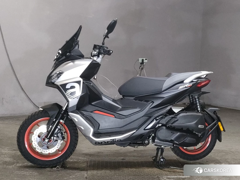 Проданный Aprilia SR GT200 2022 из Японии