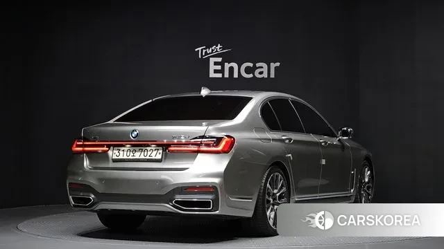 BMW 7 Series (G11) id 3139474 из Кореи 12