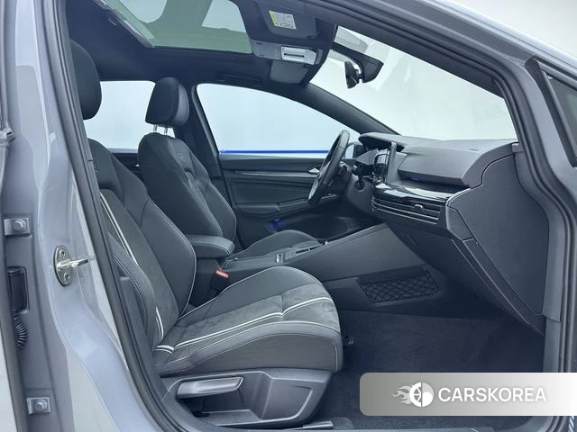Volkswagen Golf id 4290874 из Китая 12